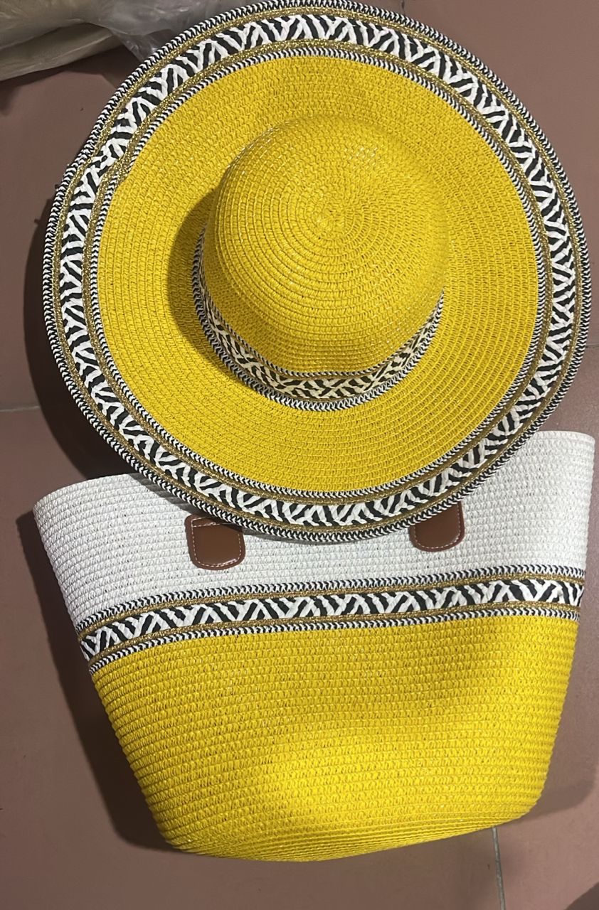 STRAW BAGS WITH HAT