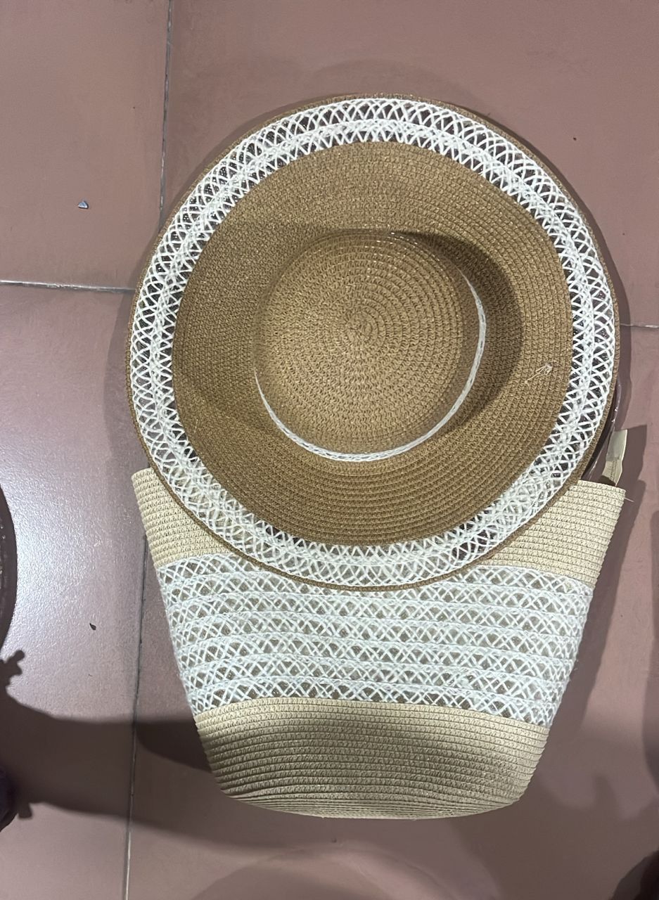 STRAW BAGS WITH HAT
