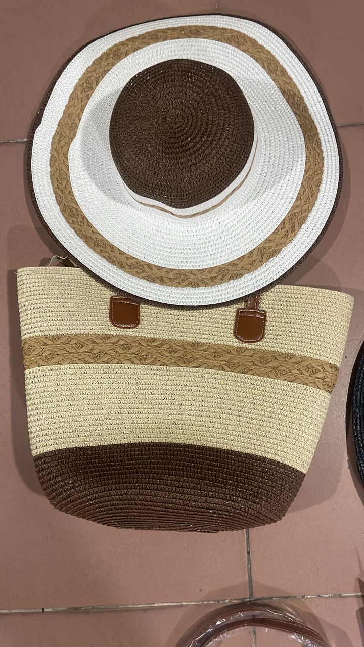 STRAW BAGS WITH HAT