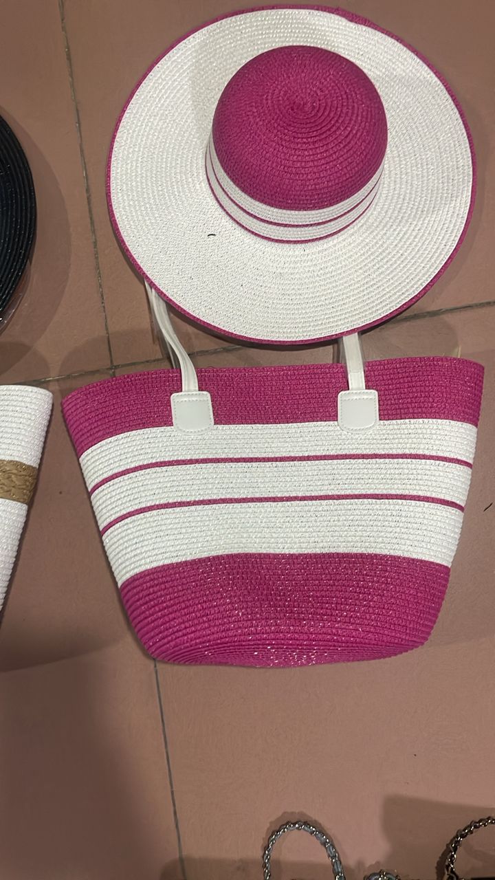 STRAW BAGS WITH HAT